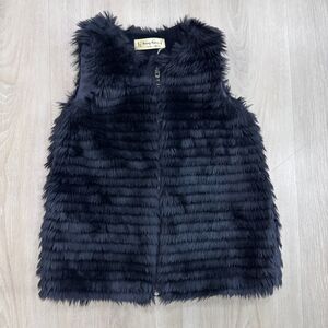 Girls black fur vest with zipper, size 9